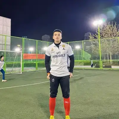 史美巧
